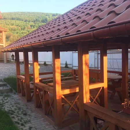 Oksamita Guest house Polyana (Transcarpathia)