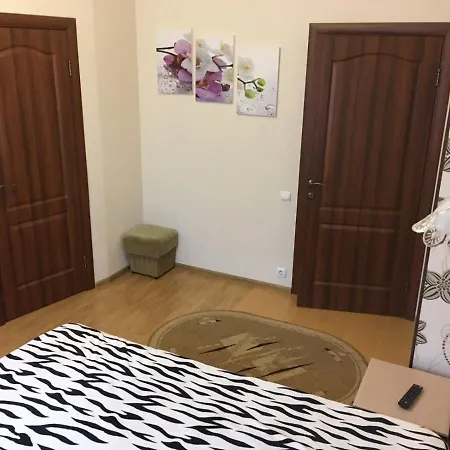 Guest house Oksamita Polyana (Transcarpathia)